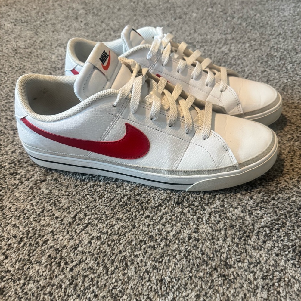 Nike White and Red Sneakers